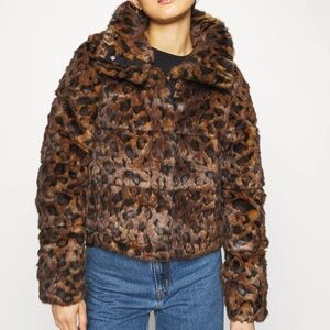 Abercrombie & Fitch Puffer